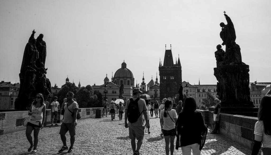 Studio Karluv Most Prag Zimmer foto