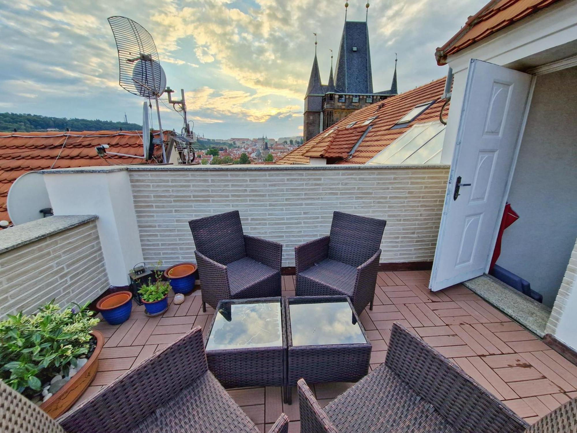 Studio Karluv Most Prag Exterior foto